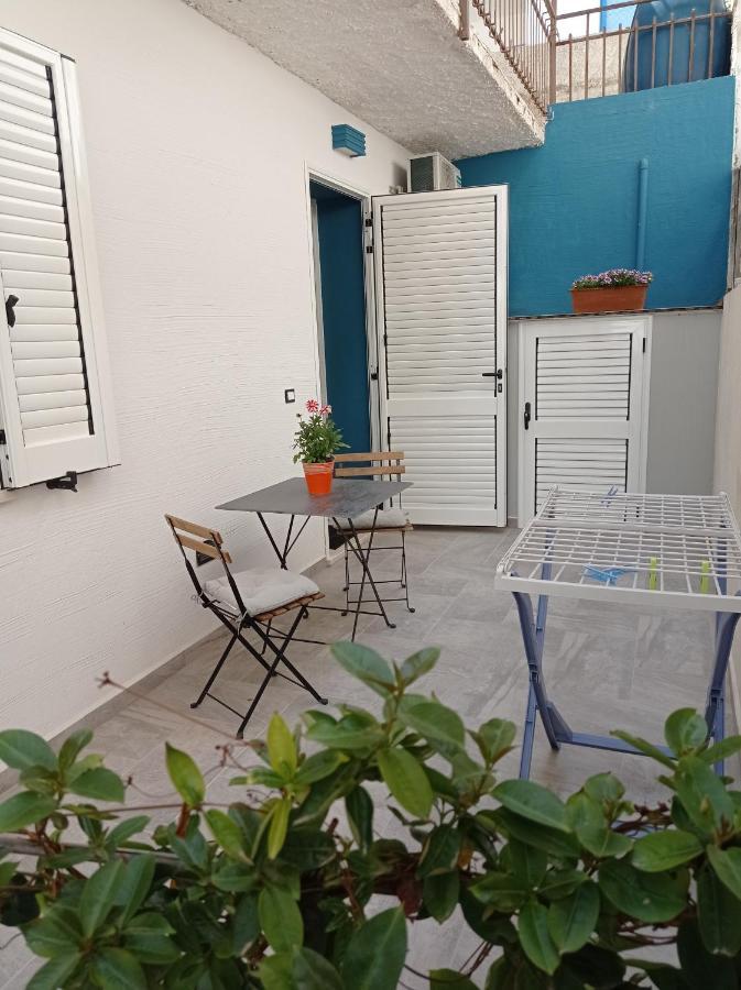 Monolocale Marizzola Apartment Cala Gonone Bagian luar foto