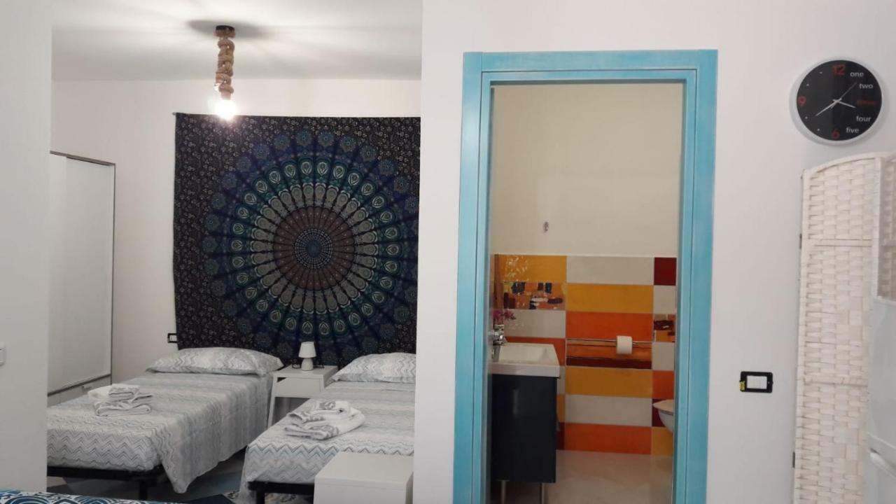 Monolocale Marizzola Apartment Cala Gonone Bagian luar foto